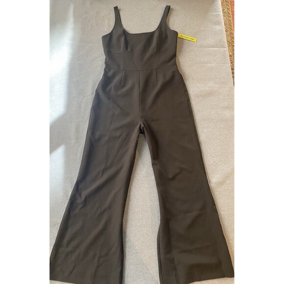 NWT Gianni Bini Womens Black Jumpsuit Sleeveless Size 10